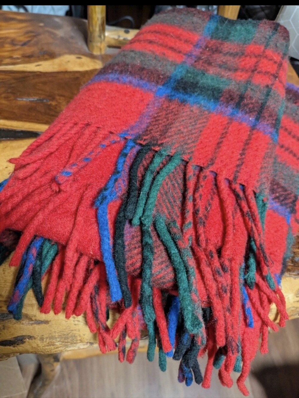 Beautiful Red MacDuff tartan 🧶 100% all wool 📍 Made in Scotland
